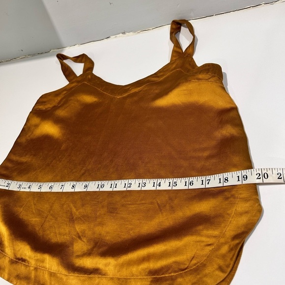 Club Mónaco silky top size:M - Picture 11 of 16